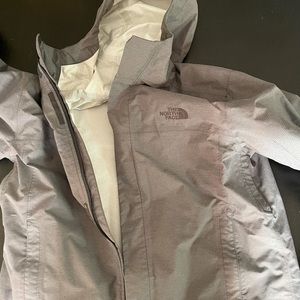 The North Face Men’s Large rain coat